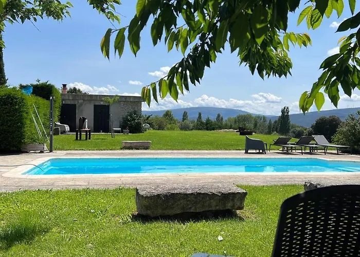 Casa Rural De Un Artista En Plena Naturaleza Piscina Y Parque De Esculturas En Villarcayo